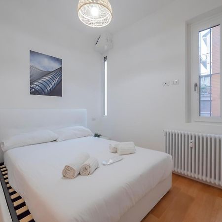 I Host Apartment - Gressoney 3 米兰 外观 照片